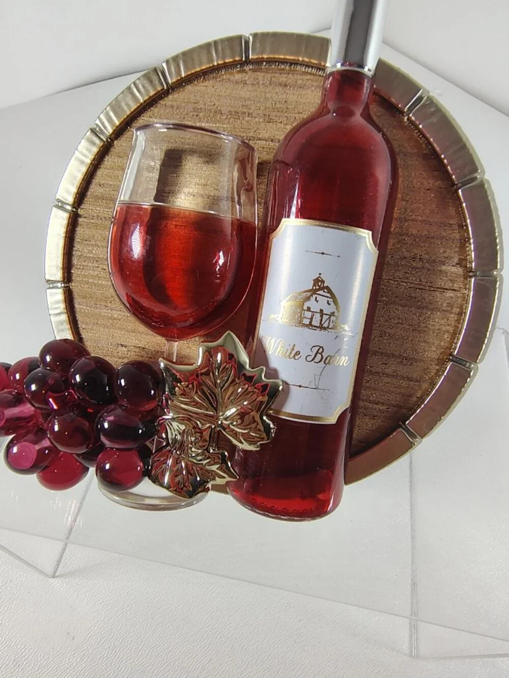 Bath & Body Works Wallflower Scent Plug In White Barn Wine Barrel, RARE! Grapes